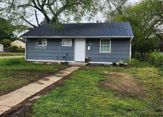 Property at 405 Shelton Rd, Hampton, VA 23663, 3 beds, 1 bath