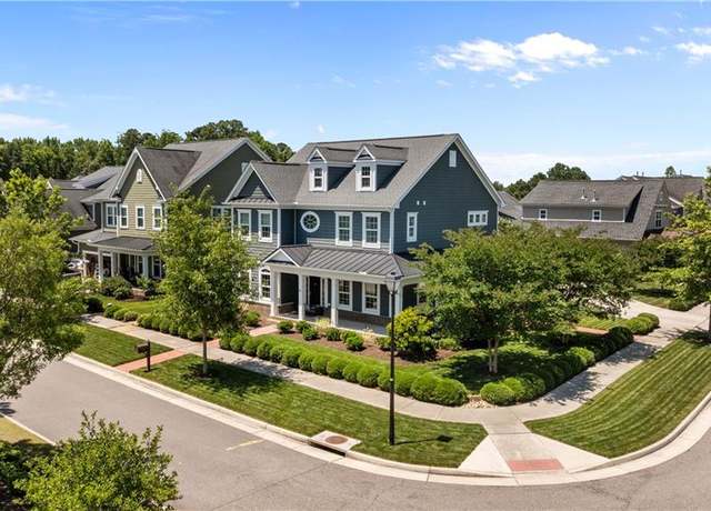 Property at 2901 Pepperlin Dr, Virginia Beach, VA 23456, 4 beds, 3.5 baths