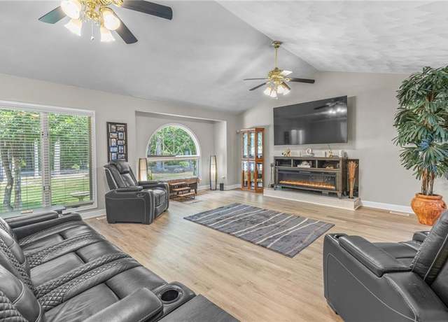 Property at 3616 Winston Ave, Virginia Beach, VA 23456, 3 beds, 2 baths