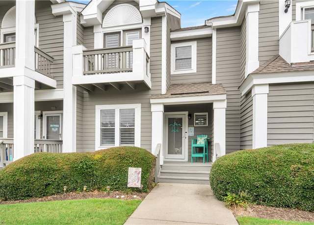 Property at 1030 Porte Harbour Arch, Hampton, VA 23664, 2 beds, 2.5 baths