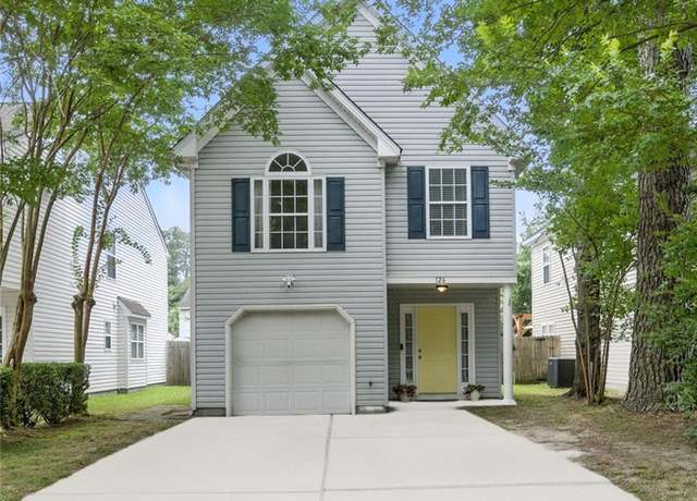 Property at 126 S Palm Ave, Virginia Beach, VA 23452, 3 beds, 2.5 baths