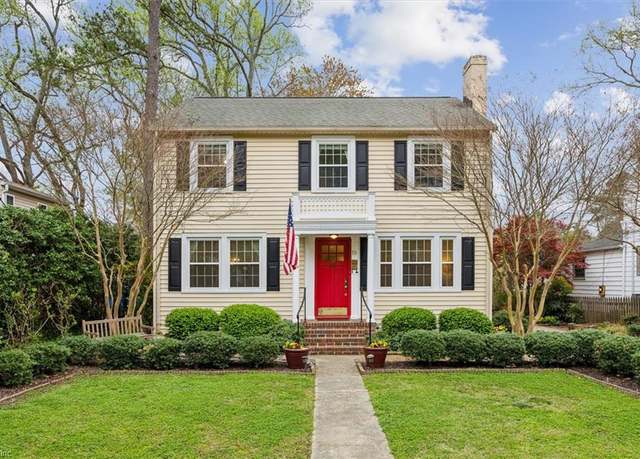 Property at 18 Stratford Rd, Newport News, VA 23601, 4 beds, 3.5 baths