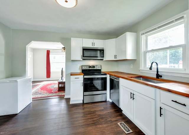 Property at 722 Stewart St, Chesapeake, VA 23324, 2 beds, 1 bath