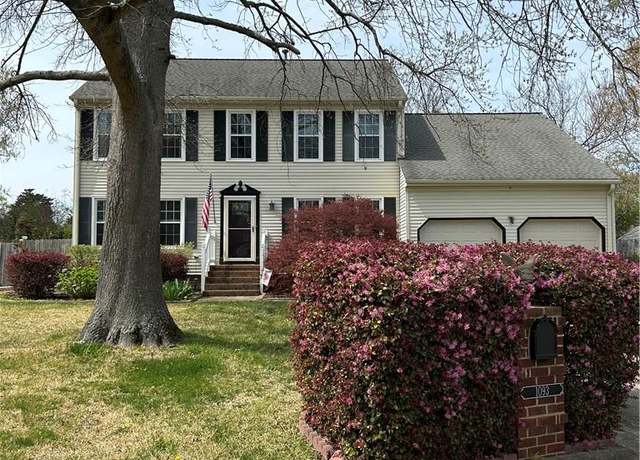 Property at 1093 Heatherwood Dr, Virginia Beach, VA 23455, 4 beds, 2.5 baths