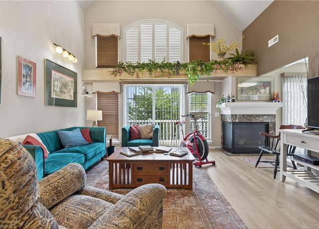 Property at 8110 Lee Hall Ave, Suffolk, VA 23435, 4 beds, 3.5 baths