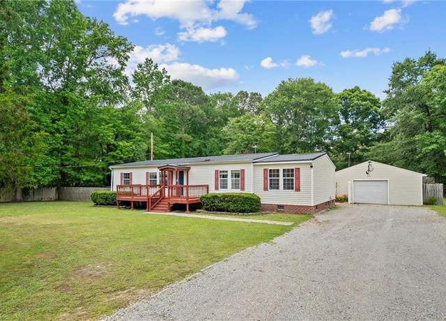 Property at 2700 Freeman Mill Rd, Suffolk, VA 23438, 5 beds, 2 baths