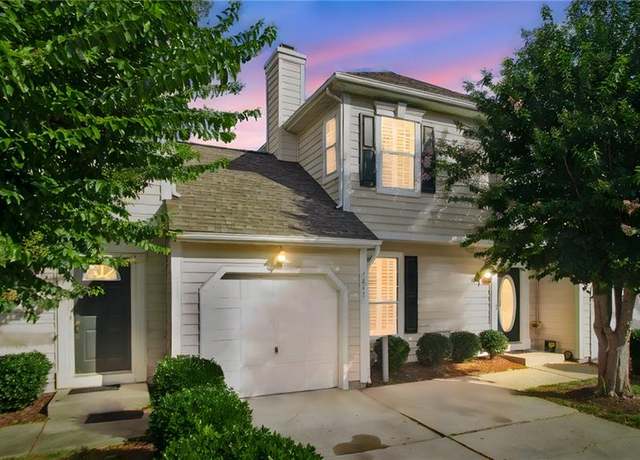 Property at 1841 Riddlesworth Dr, Virginia Beach, VA 23456, 2 beds, 2.5 baths