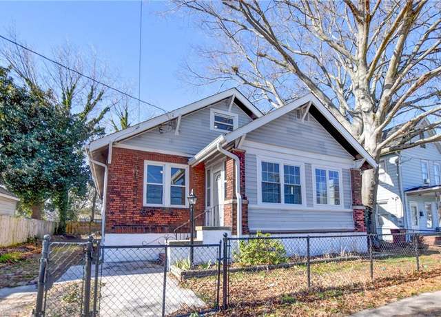 Property at 704 B St, Chesapeake, VA 23324, 4 beds, 2 baths