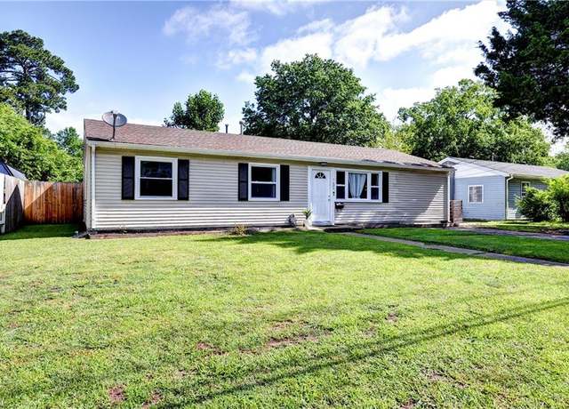 Property at 1409 Hastings Dr, Hampton, VA 23663, 4 beds, 2 baths