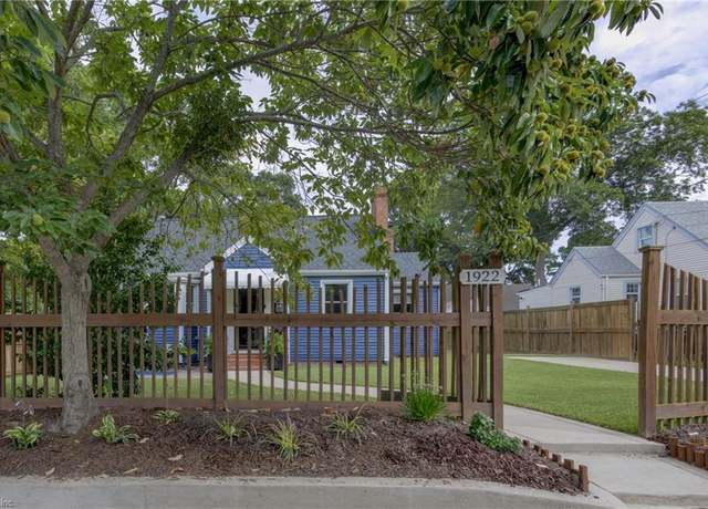 Property at 1922 Ann St, Portsmouth, VA 23704, 3 beds, 1 bath