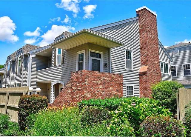 Property at 4910 Cypress Point Cir #201, Virginia Beach, VA 23455, 3 beds, 2 baths