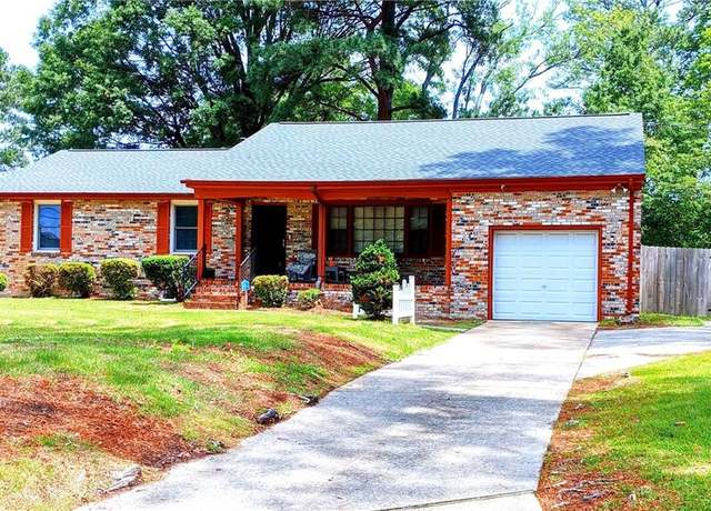 Property at 5032 Greenbrook Dr, Portsmouth, VA 23704, 3 beds, 1.5 baths