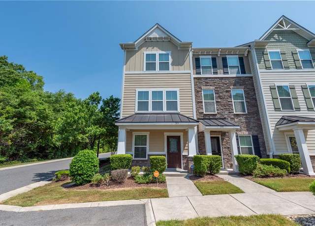 Property at 503 Sloane St, Chesapeake, VA 23324, 2 beds, 2.5 baths
