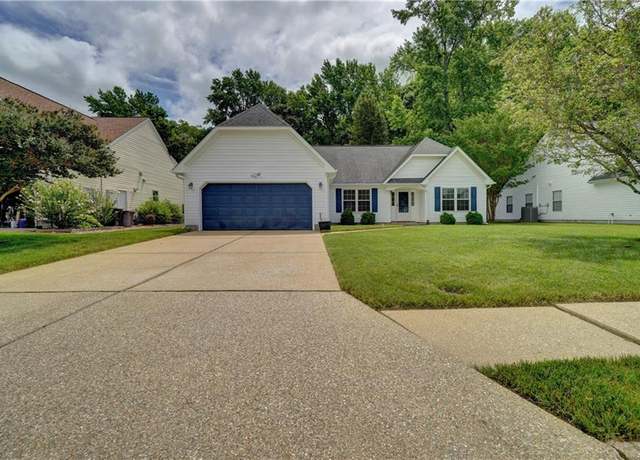Property at 14 Bexley Ln, Hampton, VA 23666, 3 beds, 2 baths