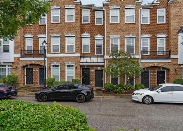 Property at 626 Claire Ln, Newport News, VA 23602, 2 beds, 2.5 baths