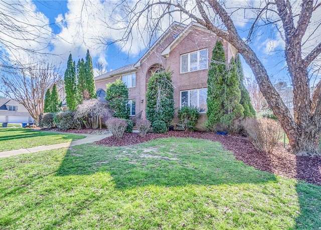 Property at 2300 Santa Fe Dr, Virginia Beach, VA 23456, 6 beds, 4.5 baths