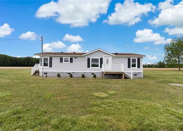 Property at 568 Chappell Dr, Suffolk, VA 23434, 3 beds, 2 baths