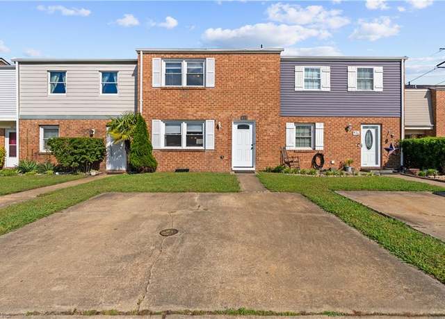 Property at 423 Burr Oak Ct, Virginia Beach, VA 23454, 3 beds, 2.5 baths