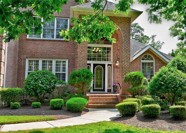 Property at 2701 Spigel Dr, Virginia Beach, VA 23454, 7 beds, 4.5 baths