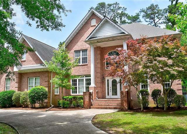 Property at 2216 Sisters Walk Ct, Virginia Beach, VA 23454, 5 beds, 4.5 baths