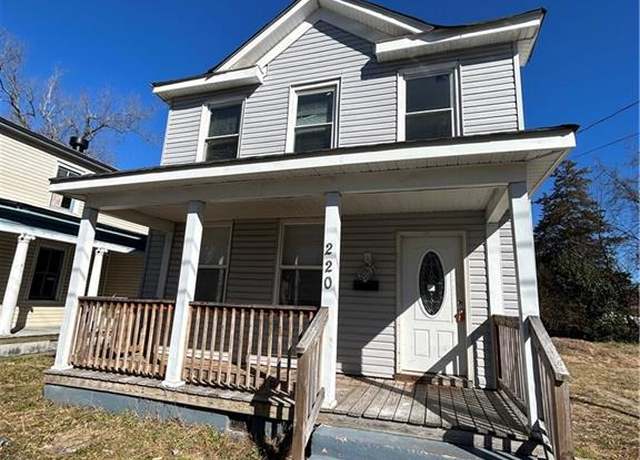 Property at 220 North St, Suffolk, VA 23434, 4 beds, 1.5 baths