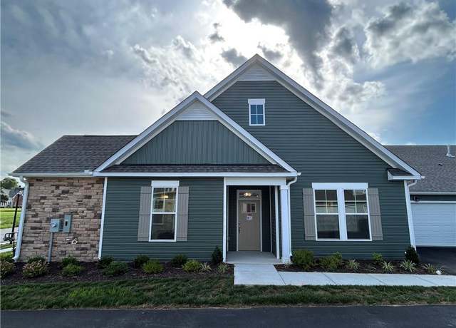 Property at 212 St Pauls Ave Unit 30-4, Smithfield, VA 23430, 2 beds, 2 baths
