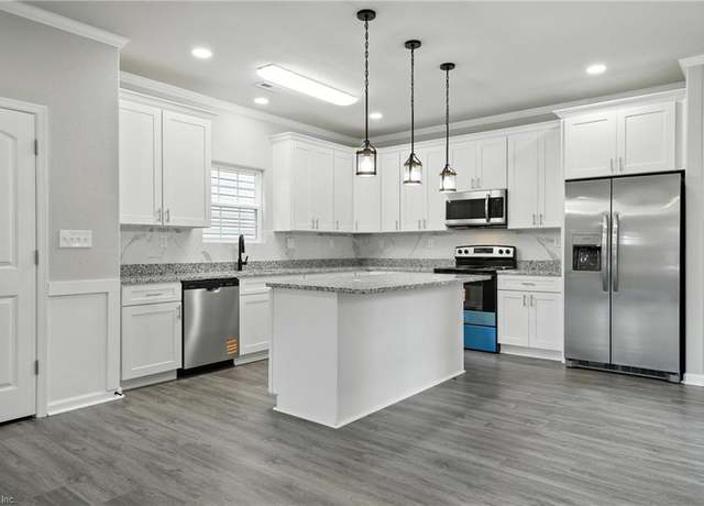 Property at 2707 Chicago Ave, Portsmouth, VA 23704, 4 beds, 3 baths