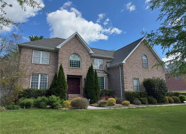 Property at 2233 Zia Dr, Virginia Beach, VA 23456, 5 beds, 4 baths