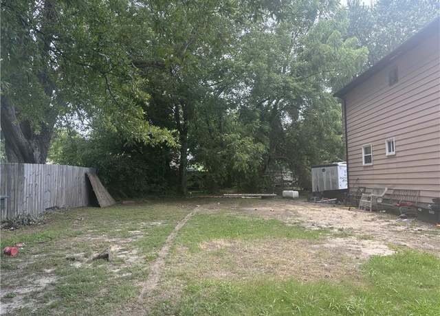 Property at 1900 Bay Ave, Hampton, VA 23661