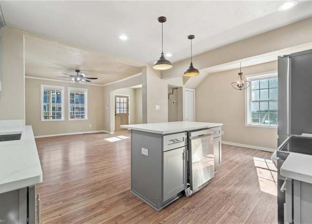 Property at 2509 Tidewater Dr, Norfolk, VA 23504, 3 beds, 2 baths