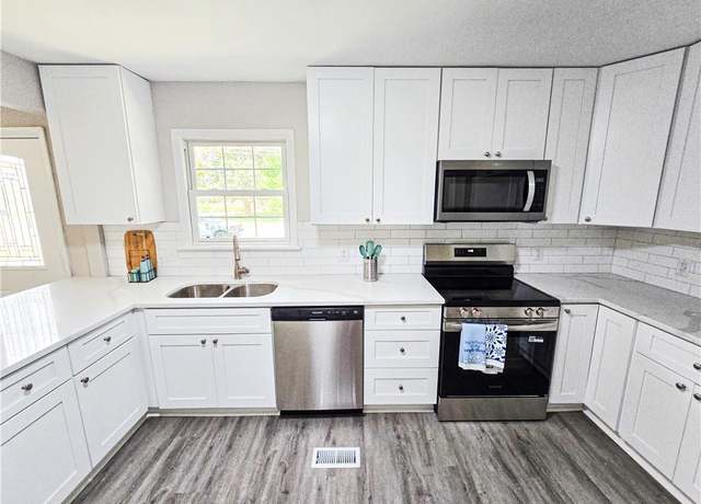 Property at 7936 Azalea Garden Rd, Norfolk, VA 23518, 3 beds, 2 baths