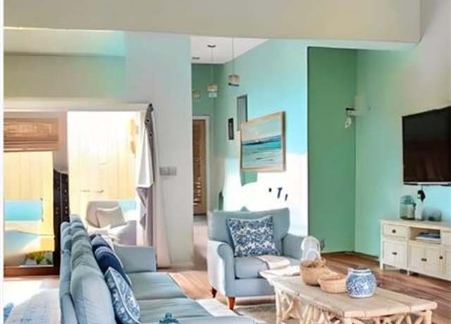 Property at 125 67th St, Virginia Beach, VA 23451, 2 beds, 2 baths