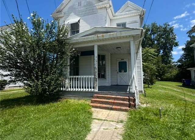 Property at 614 N High St, Franklin, VA 23851, 3 beds, 2 baths
