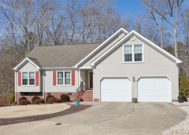 Property at 104 Apothecary Pl, Williamsburg, VA 23185, 3 beds, 2 baths