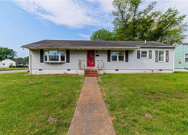 Property at 116 Twin Oaks Dr, Hampton, VA 23666, 4 beds, 2 baths