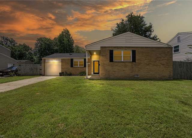 Property at 18 Banister Dr, Hampton, VA 23666, 3 beds, 2 baths