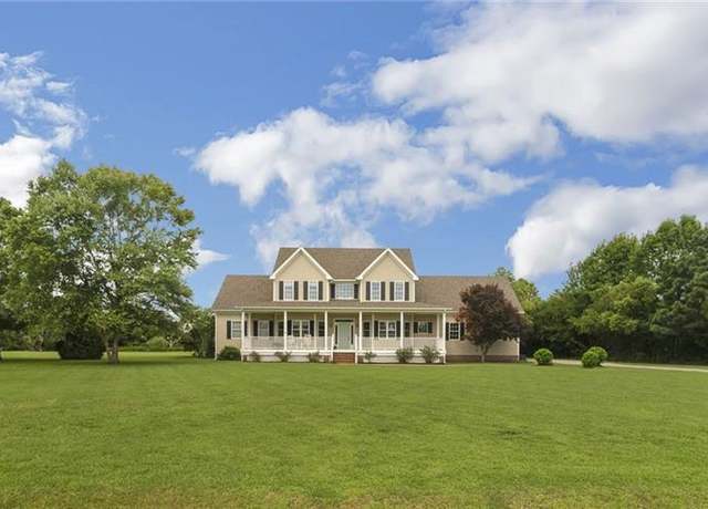Property at 108 Phyllis Ct, Moyock, NC 27958, 4 beds, 3.5 baths
