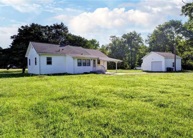 Property at 151 Semple Farm Rd, Hampton, VA 23666, 3 beds, 1 bath