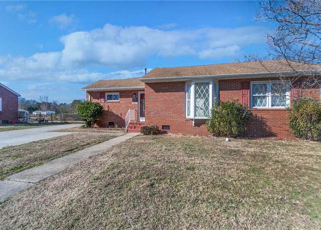 Property at 905 Tazewell St, Portsmouth, VA 23701, 4 beds, 1.5 baths