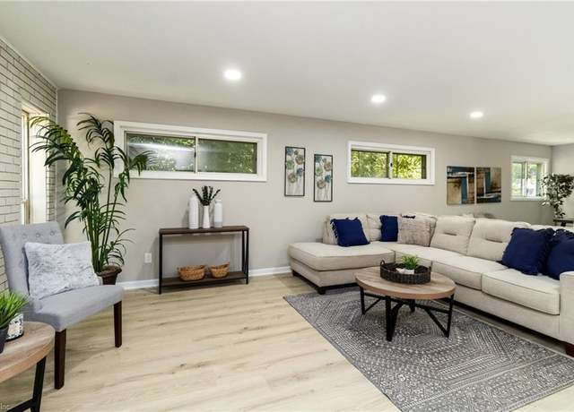 Property at 8333 Norristown Dr, Norfolk, VA 23518, 4 beds, 2.5 baths