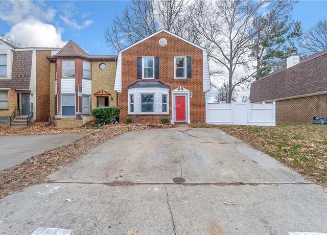 Property at 2012 Candlelight Dr, Chesapeake, VA 23325, 3 beds, 2.5 baths