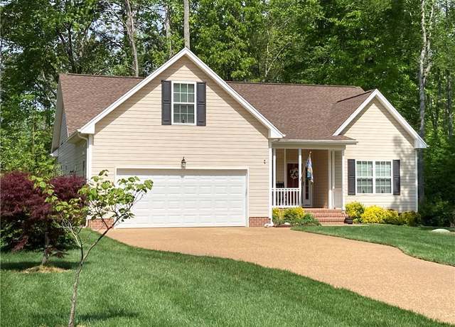 Property at 8540 Patrick Henry Way, Gloucester, VA 23061, 3 beds, 2 baths