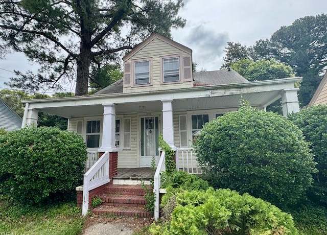 Property at 1601 Atlanta Ave, Portsmouth, VA 23704, 5 beds, 1 bath