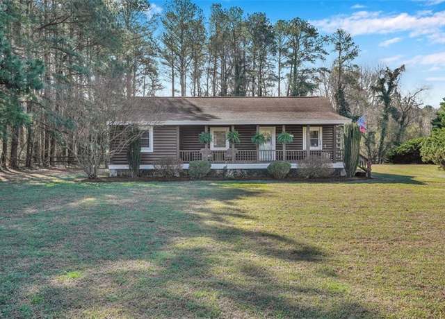 Property at 14 Orchard Cove Rd, Locust Hill, VA 23092, 3 beds, 2 baths