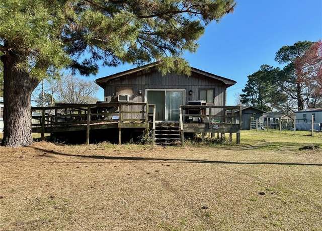 Property at 148 Holly Crescent Dr, Grandy, NC 27939, 2 beds, 1.5 baths