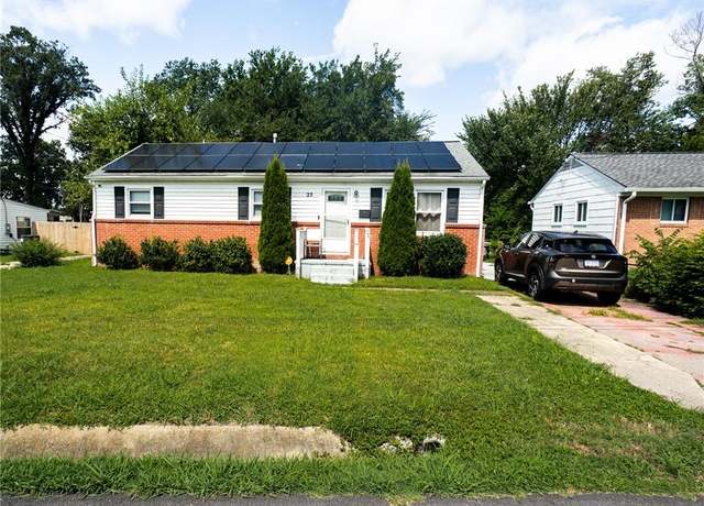 Property at 25 Salem St, Hampton, VA 23669, 3 beds, 2 baths