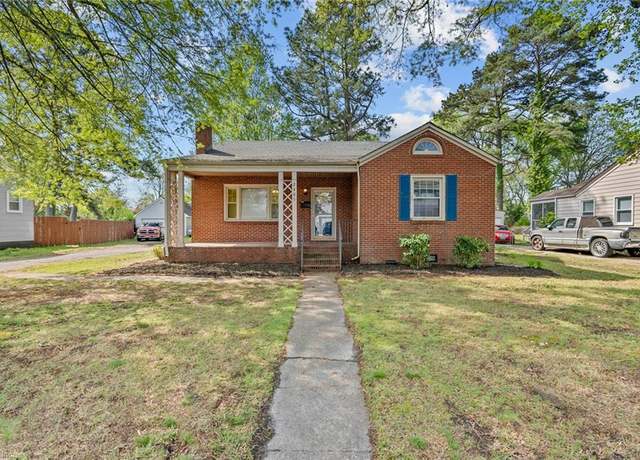 Property at 2401 Greenwood Dr, Portsmouth, VA 23702, 3 beds, 2 baths
