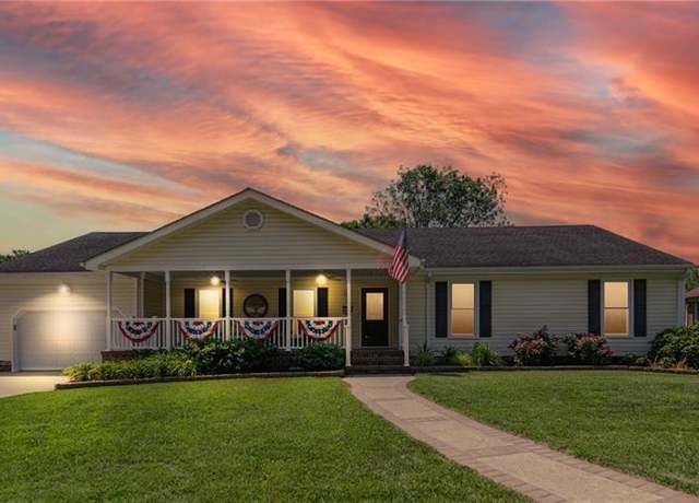 Property at 425 Ravenstone Dr, Chesapeake, VA 23322, 4 beds, 2 baths