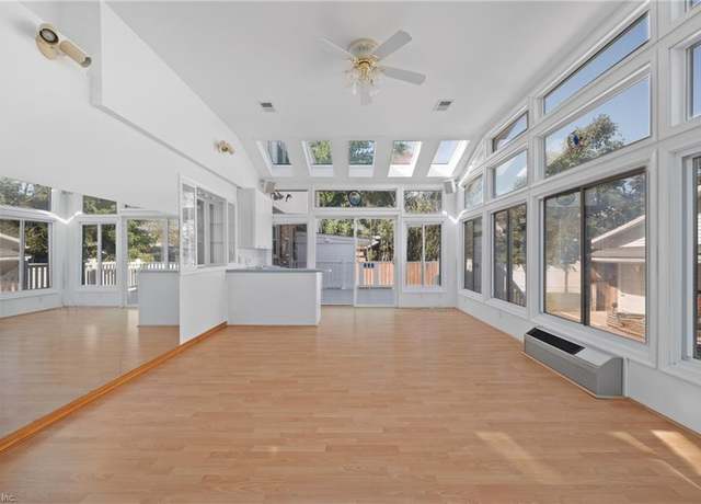 Property at 37 Little Florida Rd, Poquoson, VA 23662, 5 beds, 2.5 baths