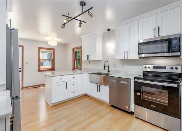 Property at 4886 Rosewell Dr, Gloucester, VA 23061, 3 beds, 2.5 baths